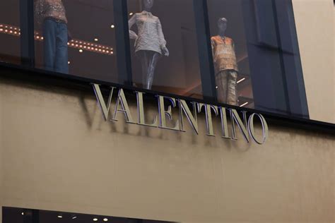 Negócio de luxo: dona da Gucci compra participação na Valentino